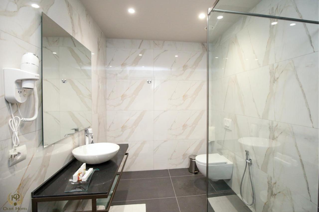 Hotel Olive Vlore Exterior photo
